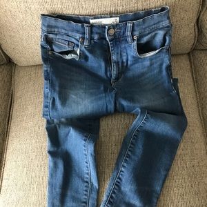 WOMEN’S GARAGE JEANS
